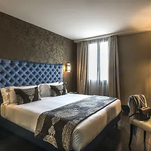 Hotel The Times